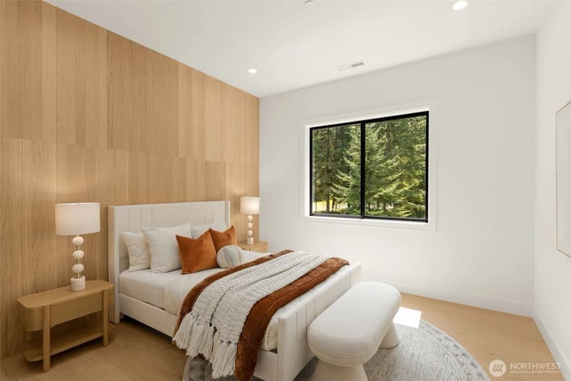 Property photo for 13203 Ne 54th Place, Bellevue photo 24