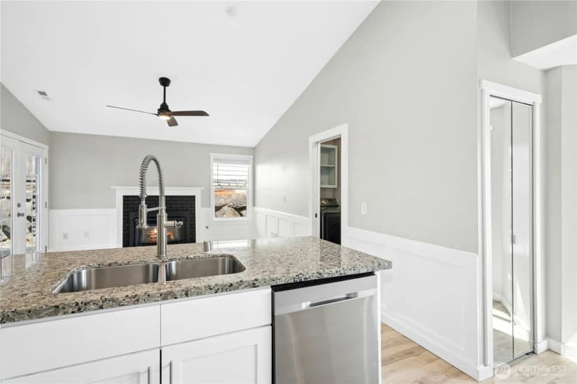 Property photo for 11220 Se 267th Place, Kent photo 22