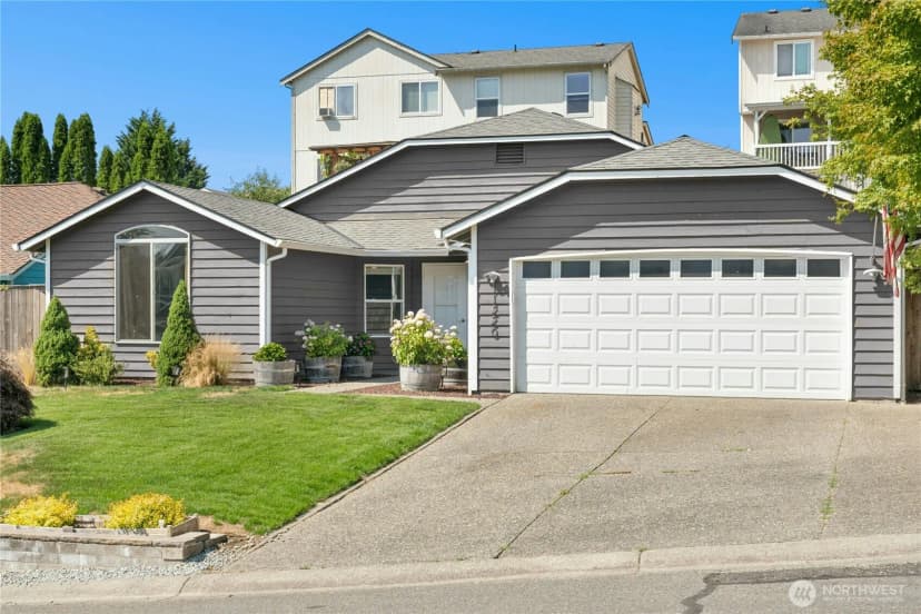 Property photo for 11220 Se 267th Place, Kent photo 32