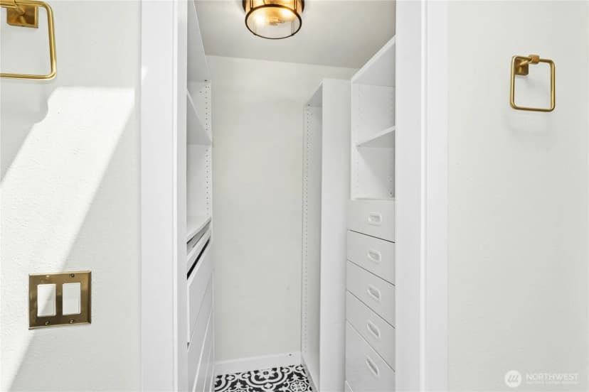 Property photo for 11220 Se 267th Place, Kent photo 17