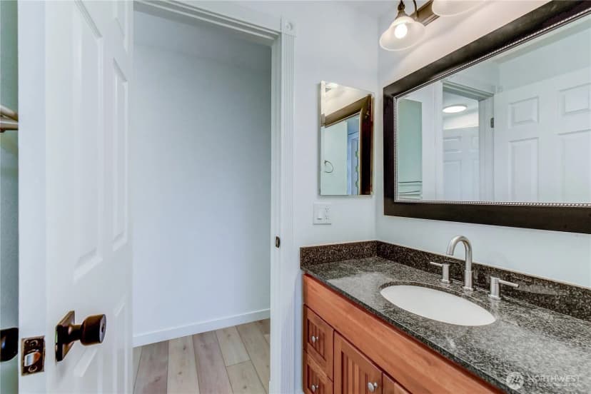 Property photo for 17415 159th Avenue Se, Renton photo 5