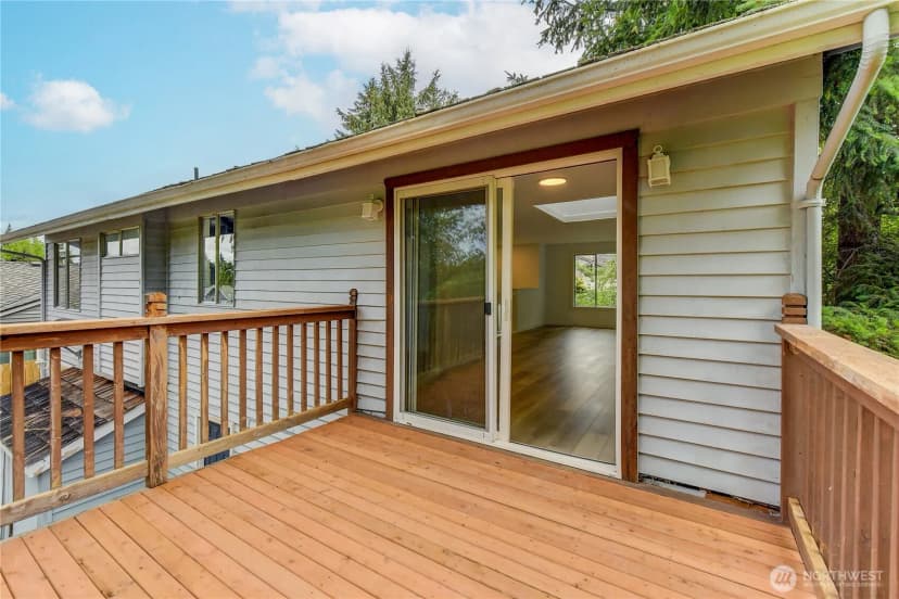 Property photo for 17415 159th Avenue Se, Renton photo 32