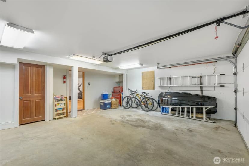 Property photo for 801 W Barrett Street, Seattle photo 30