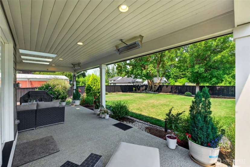 Property photo for 12311 12th Street E, Edgewood photo 33