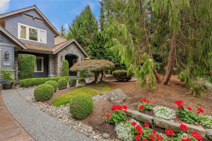 Property photo for 8660 Great Horned Owl Lane, Blaine photo 2
