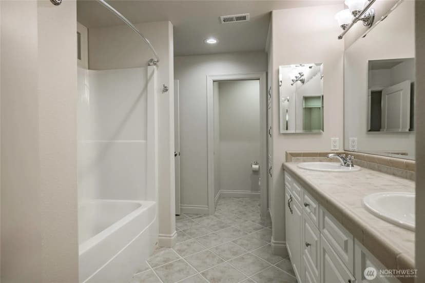 Property photo for 8660 Great Horned Owl Lane, Blaine photo 29