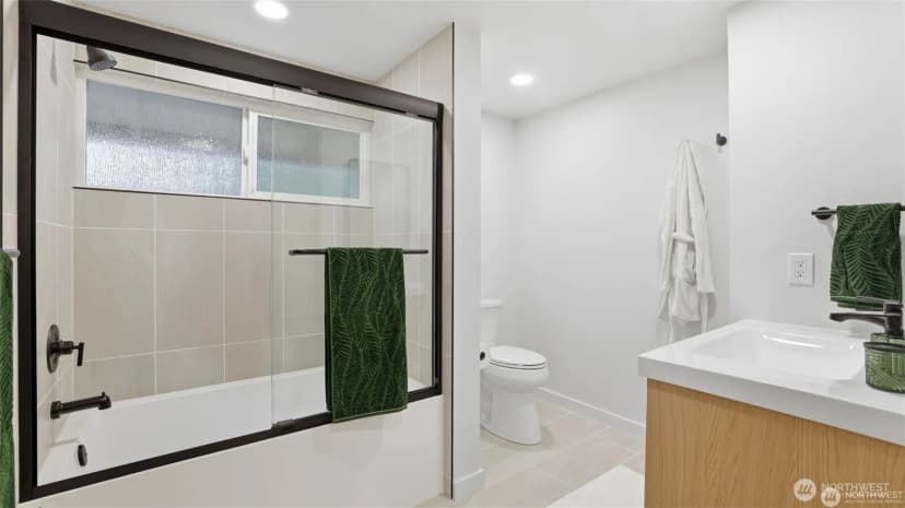 Property photo for 14837 Se Fairwood Boulevard, Renton photo 17