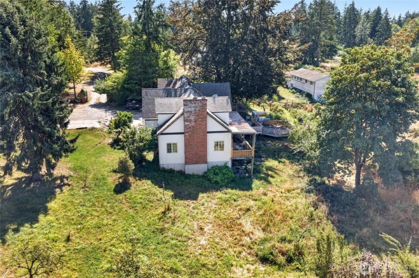 Property photo for 32022 8th Avenue S, Roy photo 13