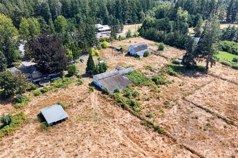 Property photo for 32022 8th Avenue S, Roy photo 6
