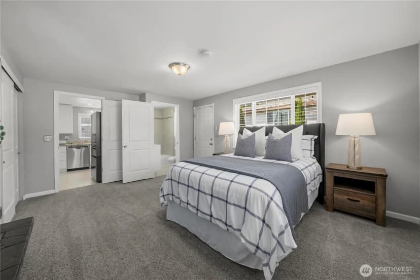 Property photo for 1344 S Woodlawn Street, Tacoma photo 12