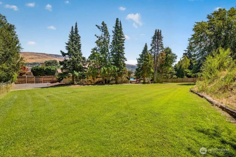 Property photo for 1607 Horselake Road, Wenatchee photo 34