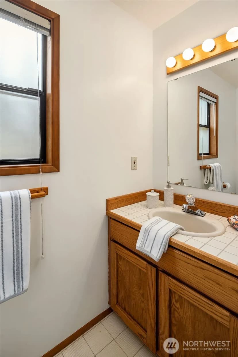 Property photo for 15955 Avondale Road Ne, Woodinville photo 24