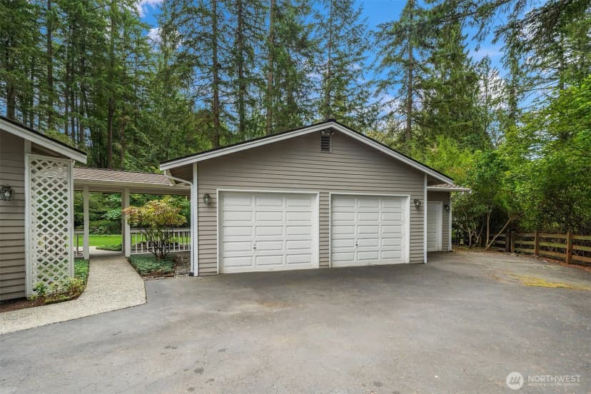 Property photo for 15955 Avondale Road Ne, Woodinville photo 27