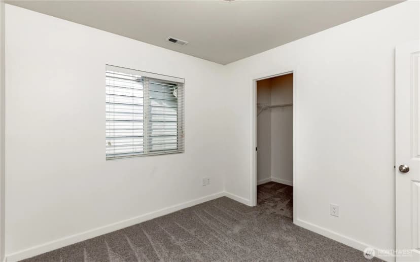 Property photo for 4012 62nd Ave Court E, Fife photo 16