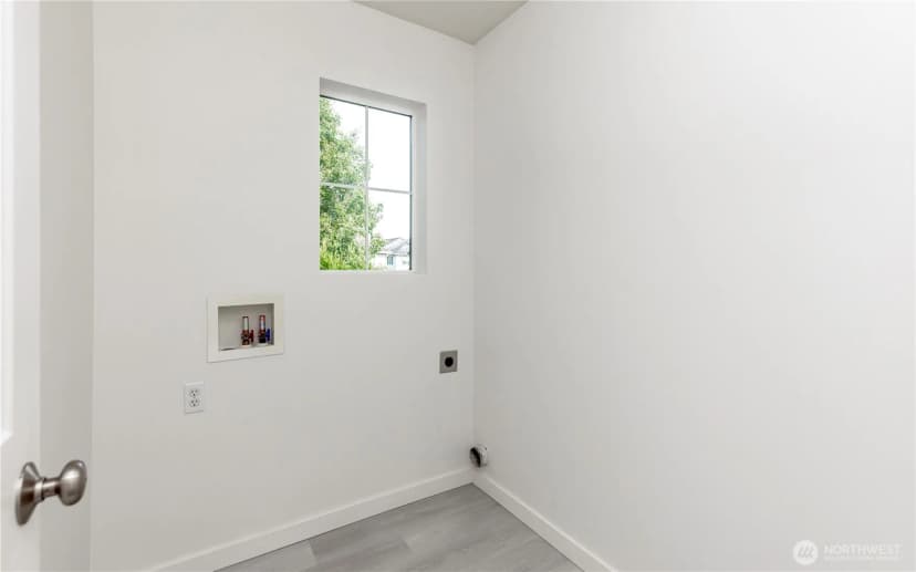 Property photo for 4012 62nd Ave Court E, Fife photo 17
