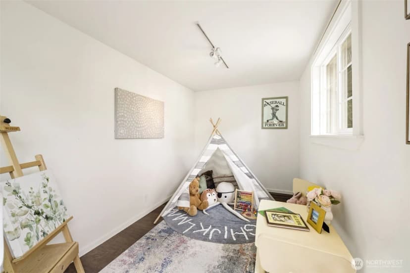 Property photo for 17815 Ne 9th Street, Bellevue photo 32