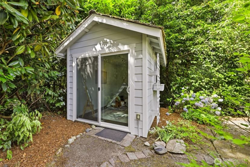 Property photo for 17815 Ne 9th Street, Bellevue photo 31