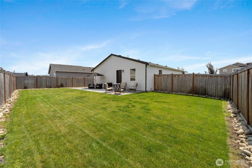 Property photo for 13485 195th Street E, Graham photo 25