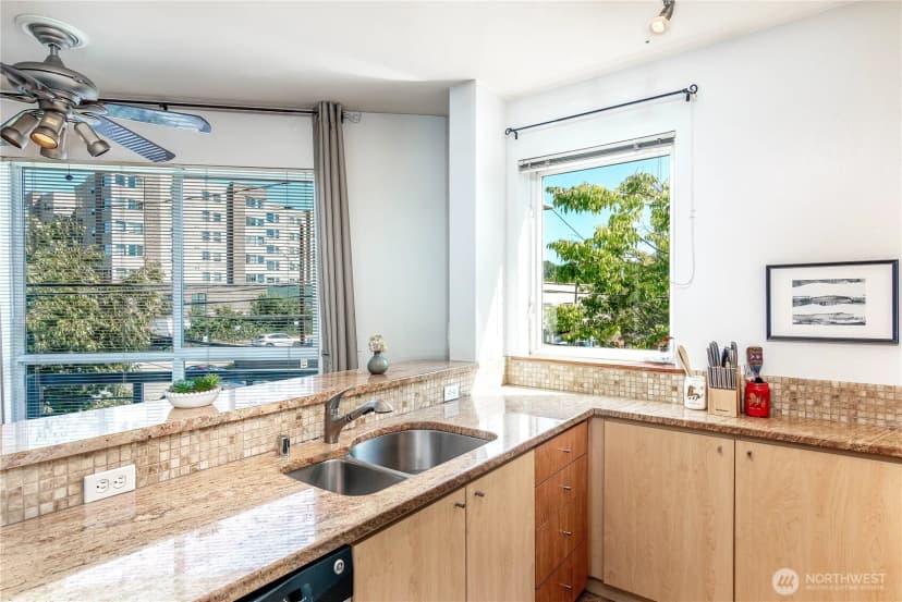 Property photo for 668 S Lane Street #314, Seattle photo 7