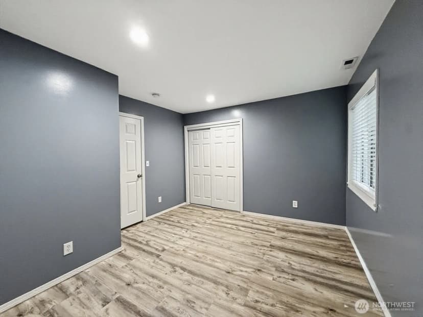 Property photo for 16457 113th Avenue Se, Renton photo 12