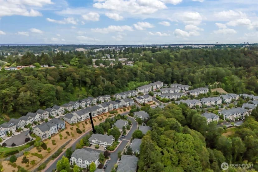 Property photo for 21055 40th Place #f1, Sea Tac photo 40