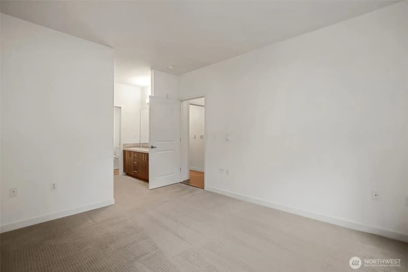 Property photo for 21055 40th Place #f1, Sea Tac photo 20