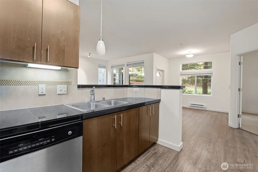 Property photo for 21055 40th Place #f1, Sea Tac photo 14