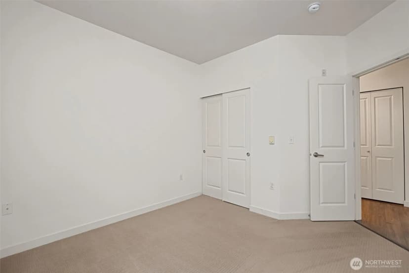 Property photo for 21055 40th Place #f1, Sea Tac photo 26