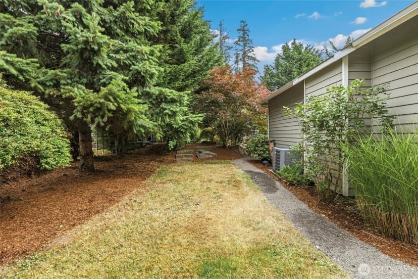 Property photo for 2012 Ne Amhurst Court, Poulsbo photo 31