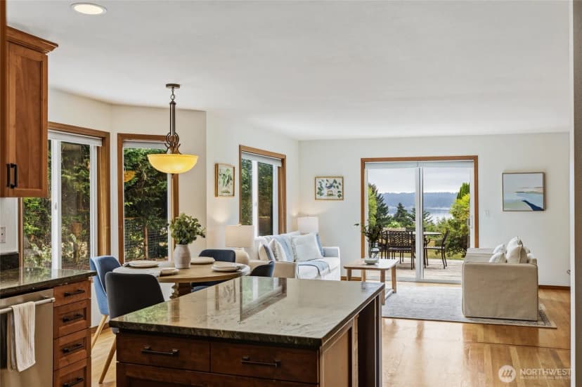 Property photo for 2012 Ne Amhurst Court, Poulsbo photo 10