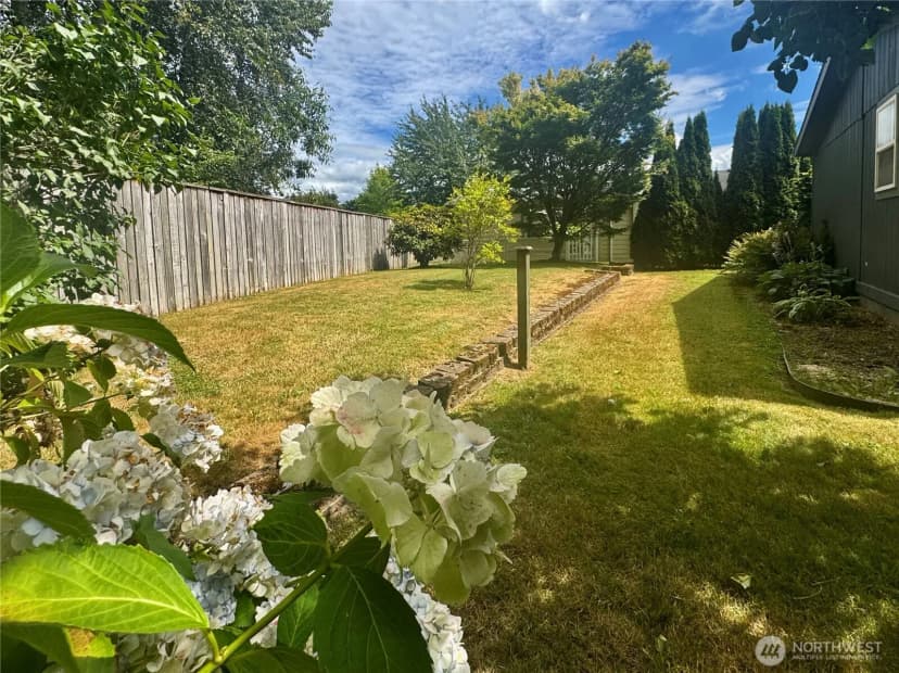 Property photo for 1093 Todd Place #23, Burlington photo 13