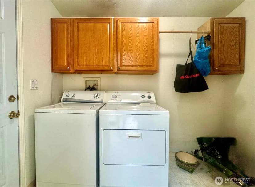 Property photo for 1093 Todd Place #23, Burlington photo 27