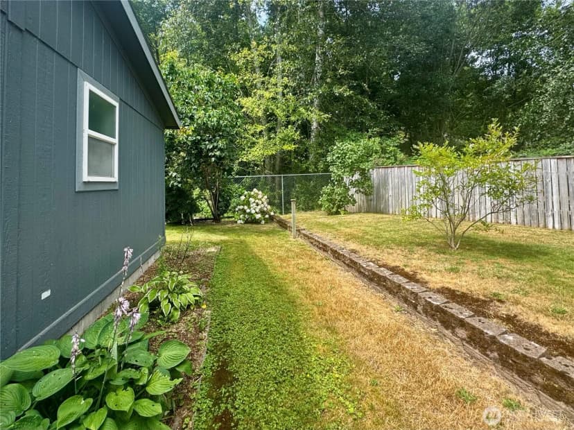 Property photo for 1093 Todd Place #23, Burlington photo 10