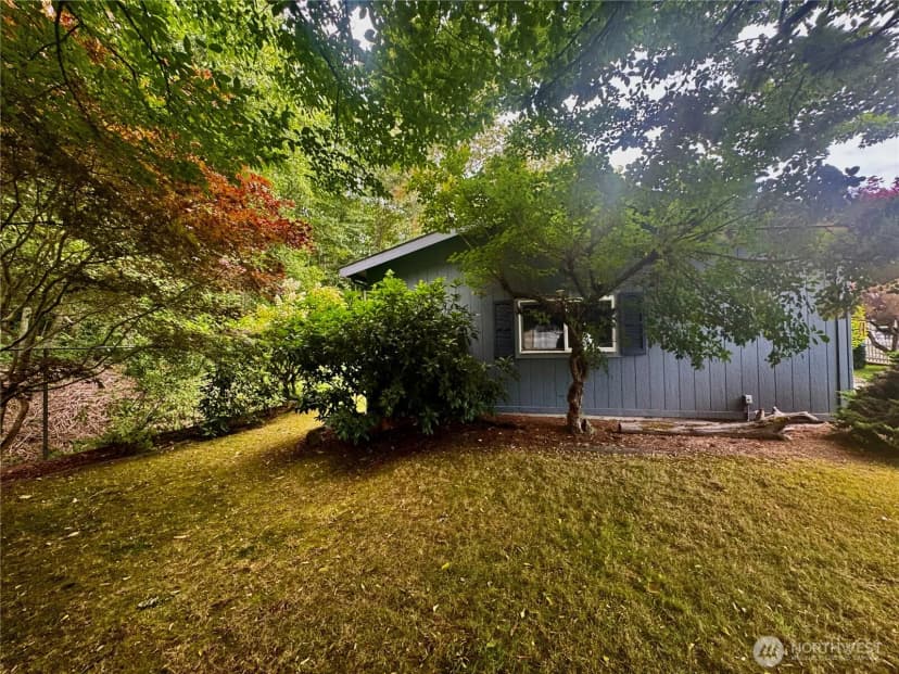 Property photo for 1093 Todd Place #23, Burlington photo 16