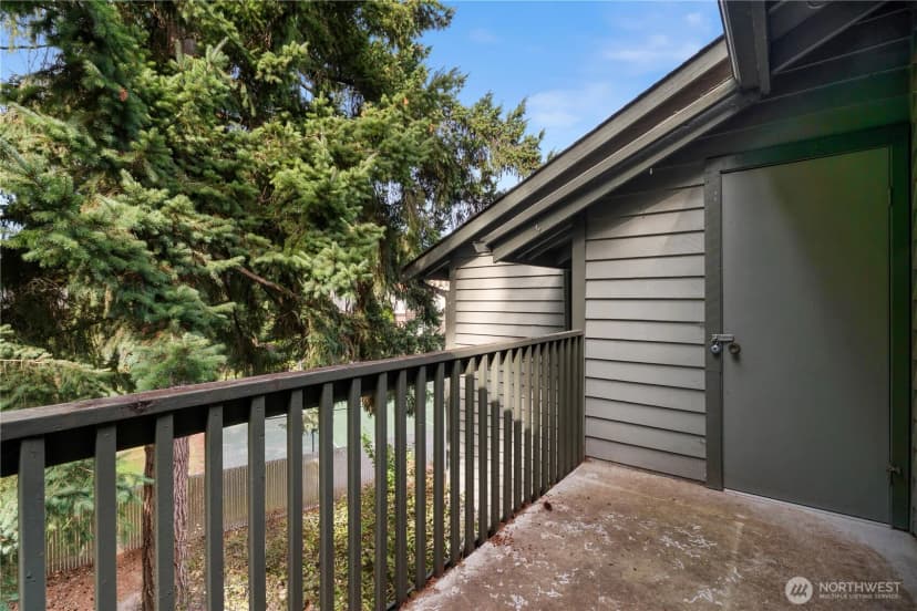 Property photo for 12918 126th Court Ne #k302, Kirkland photo 26