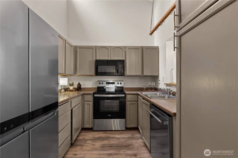 Property photo for 12918 126th Court Ne #k302, Kirkland photo 2
