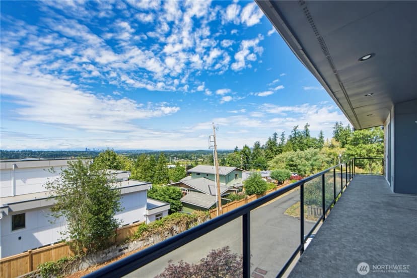 Property photo for 4282 131st Place Se, Bellevue photo 4