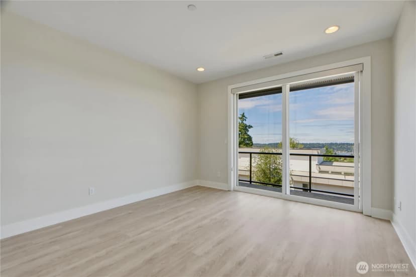 Property photo for 4282 131st Place Se, Bellevue photo 22