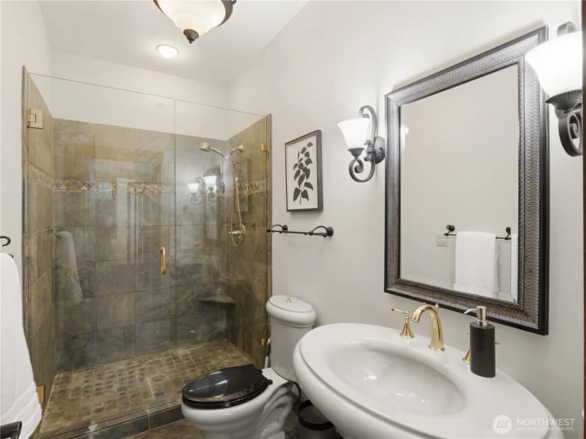 Property photo for 431 S Davies Road, Lake Stevens photo 23