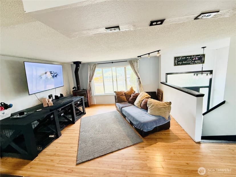 Property photo for 1265 Cascade Street, Darrington photo 14
