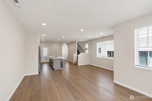 Property photo for 826 Nw Highgarden Drive, Bremerton photo 5