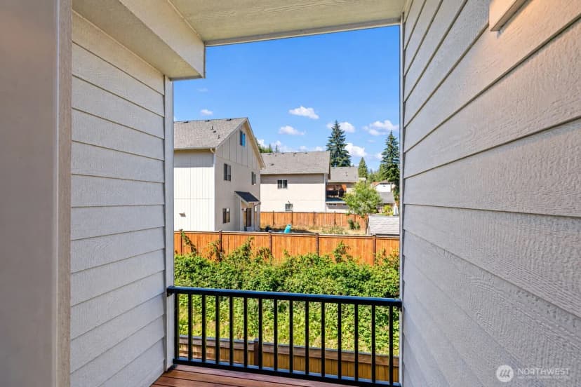 Property photo for 826 Nw Highgarden Drive, Bremerton photo 6