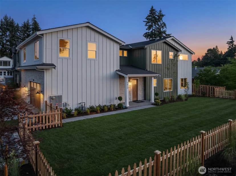 Property photo for 7419 120th Lane Ne, Kirkland