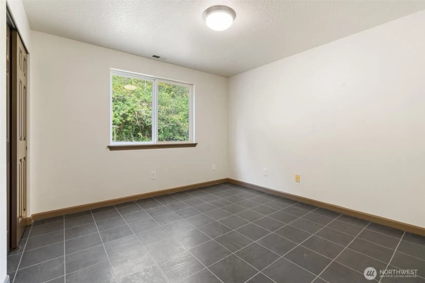 Property photo for 713 1st Avenue Ne, Napavine photo 22