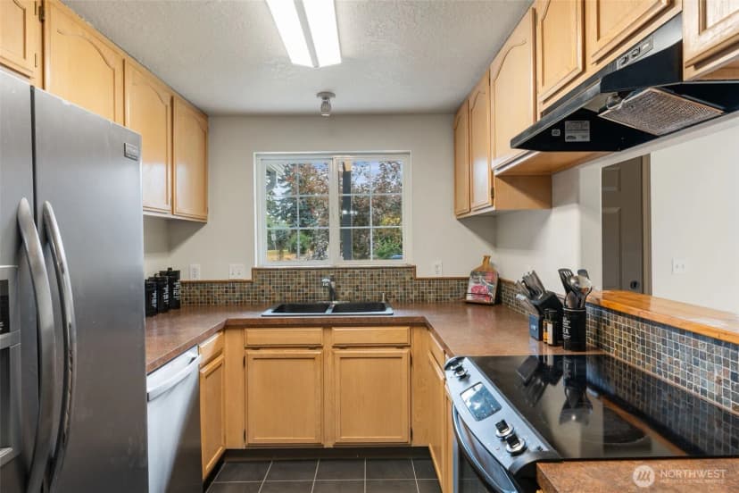 Property photo for 713 1st Avenue Ne, Napavine photo 14
