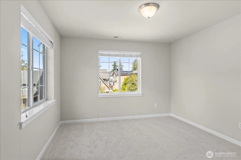Property photo for 5028 70th Place Sw, Mukilteo photo 28