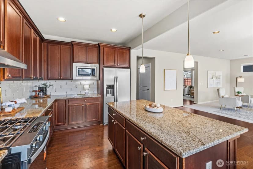 Property photo for 5028 70th Place Sw, Mukilteo photo 11