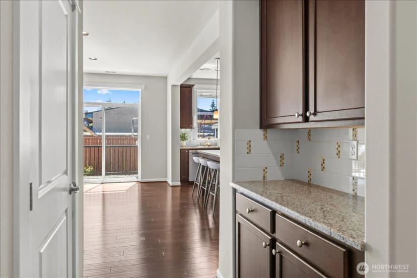 Property photo for 5028 70th Place Sw, Mukilteo photo 12