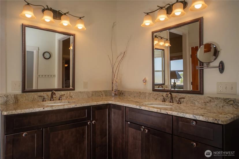 Property photo for 631 Radient View Drive, Ellensburg photo 22