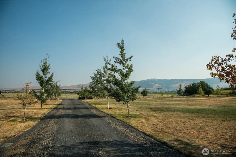Property photo for 631 Radient View Drive, Ellensburg photo 39